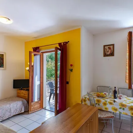 Lägenhet Appartamento Romano Verbania